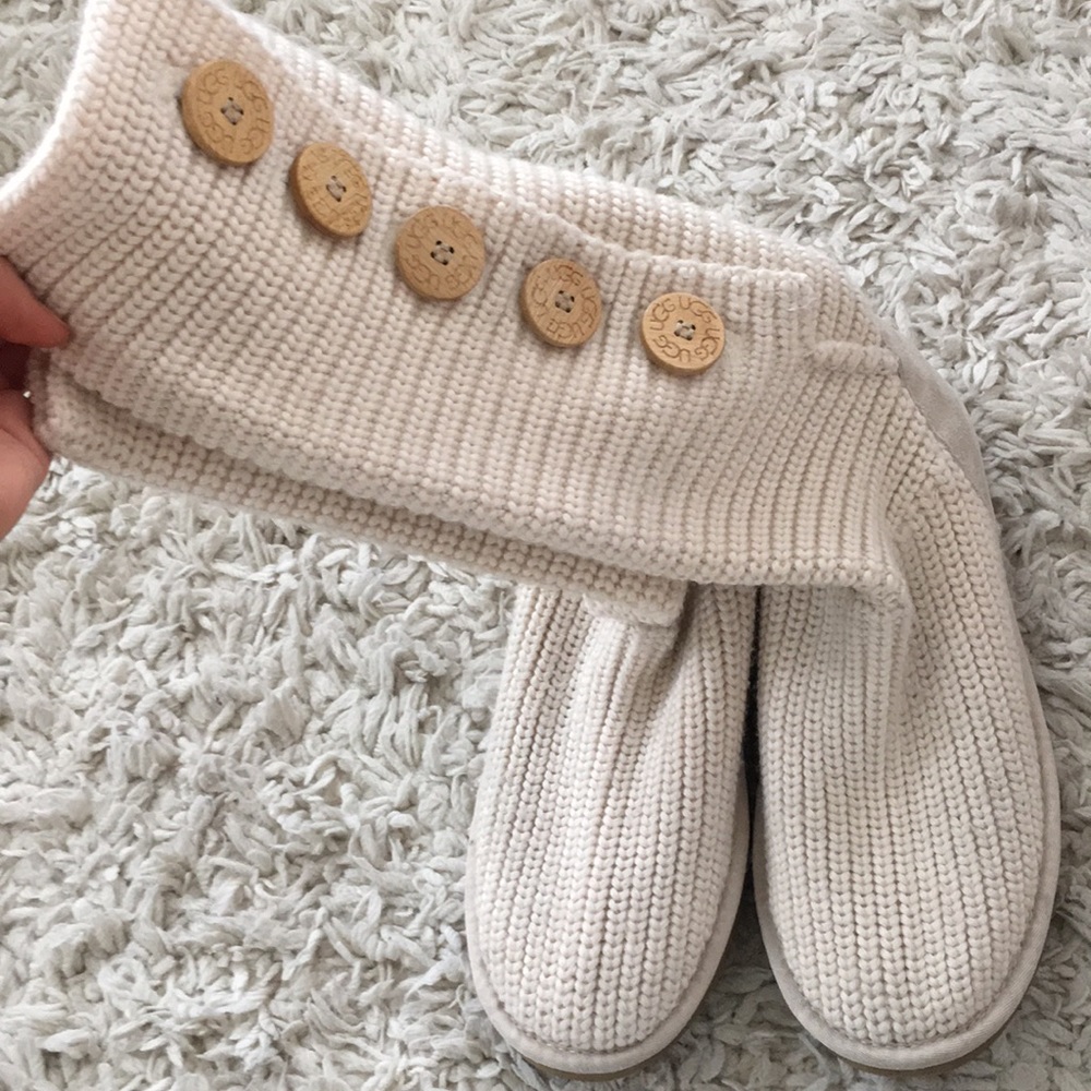 Knitted UGGS